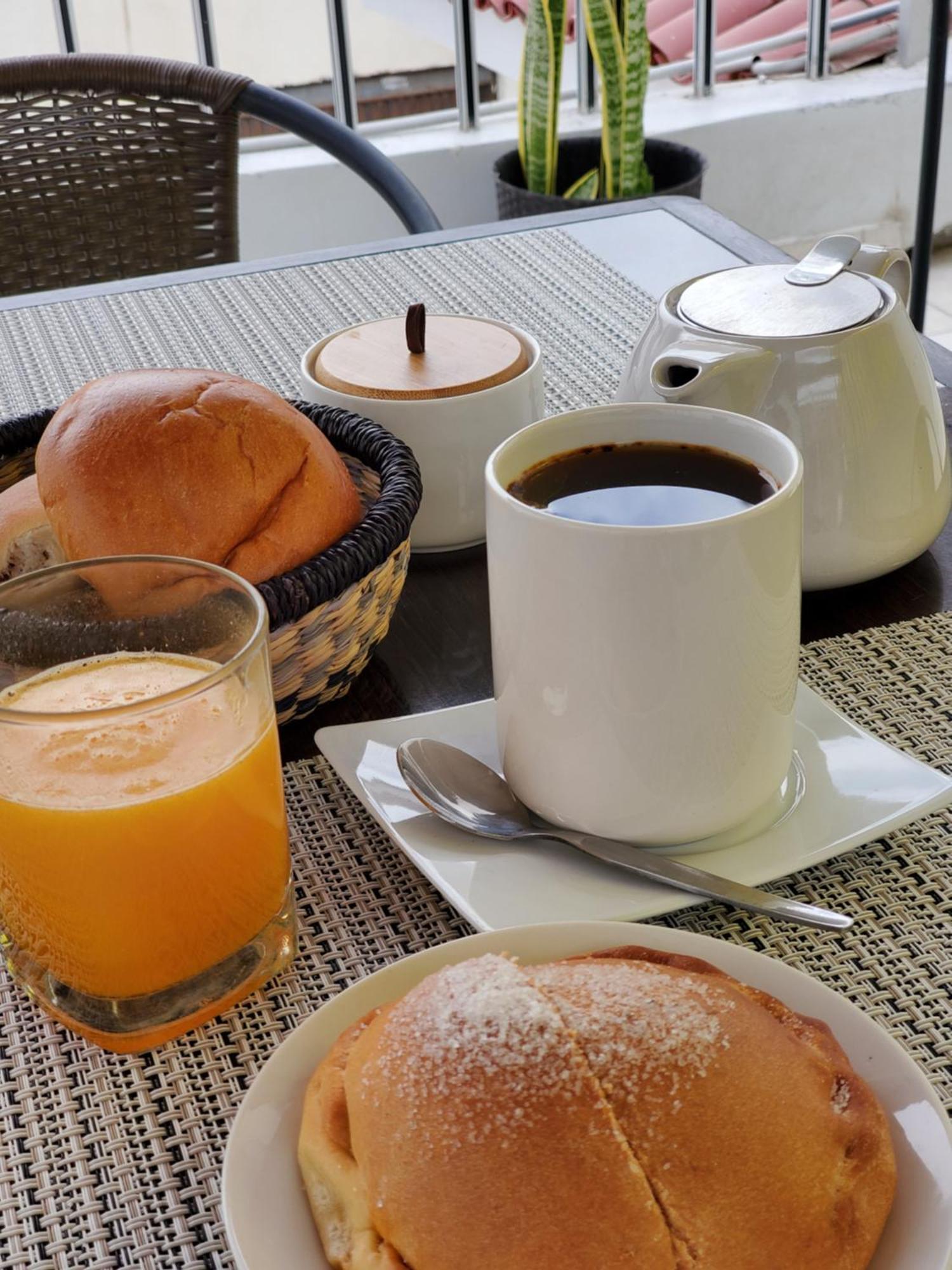 Hotel Real San Pedro Atico Екстериор снимка