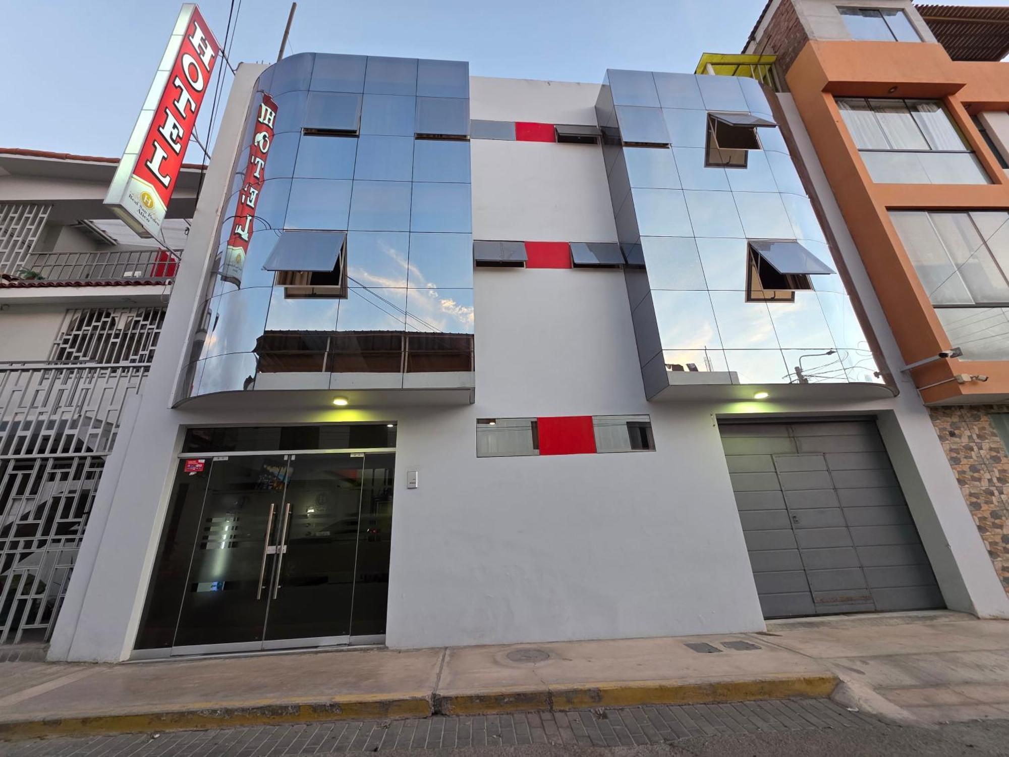 Hotel Real San Pedro Atico Екстериор снимка