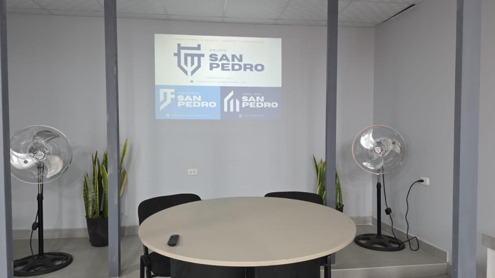 Hotel Real San Pedro Atico Екстериор снимка
