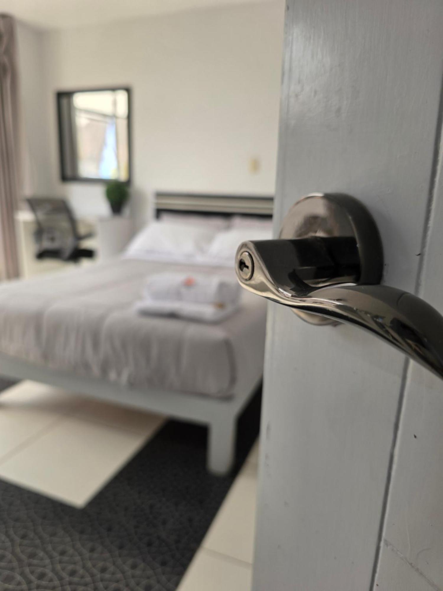 Hotel Real San Pedro Atico Екстериор снимка