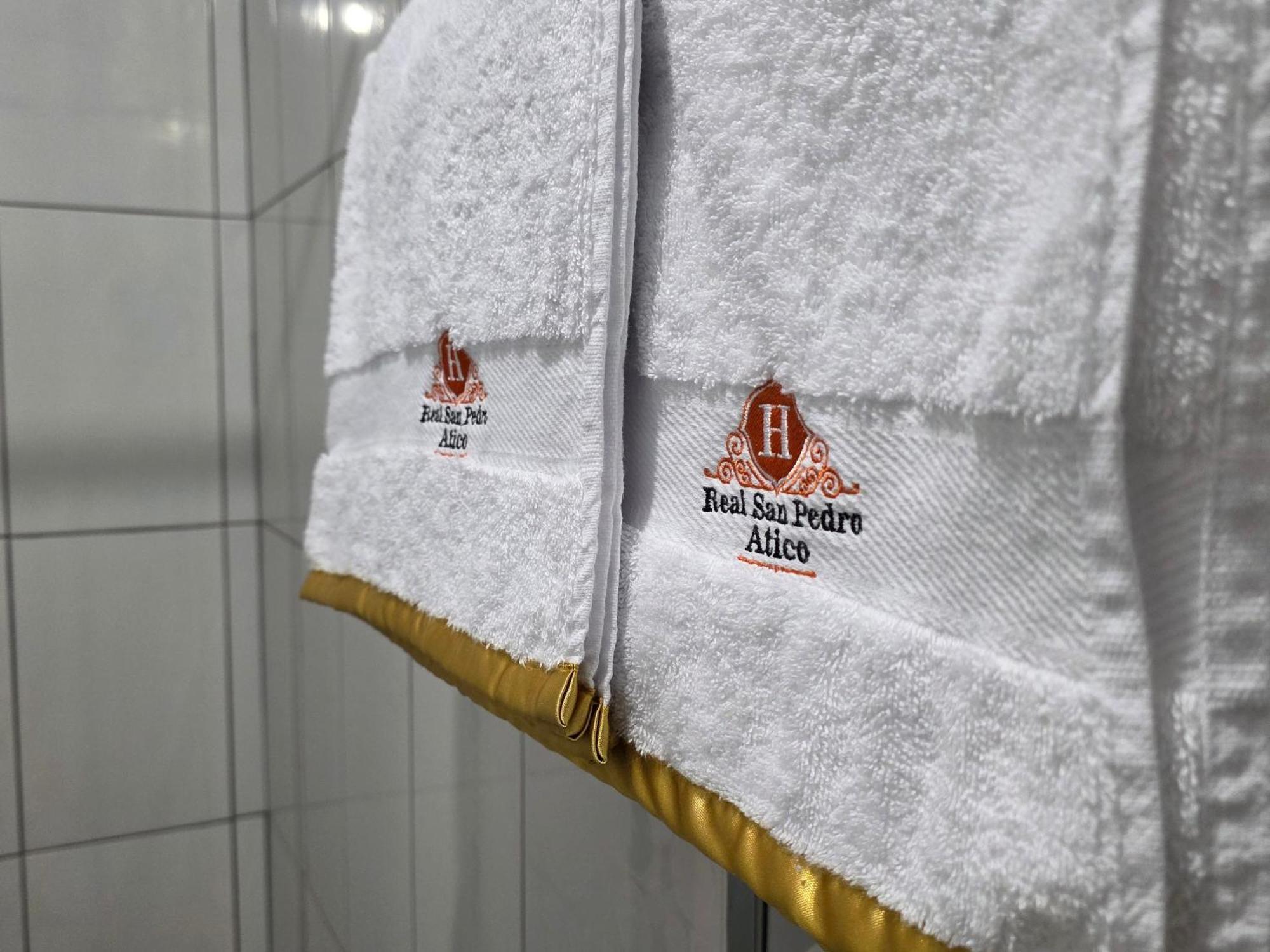 Hotel Real San Pedro Atico Екстериор снимка