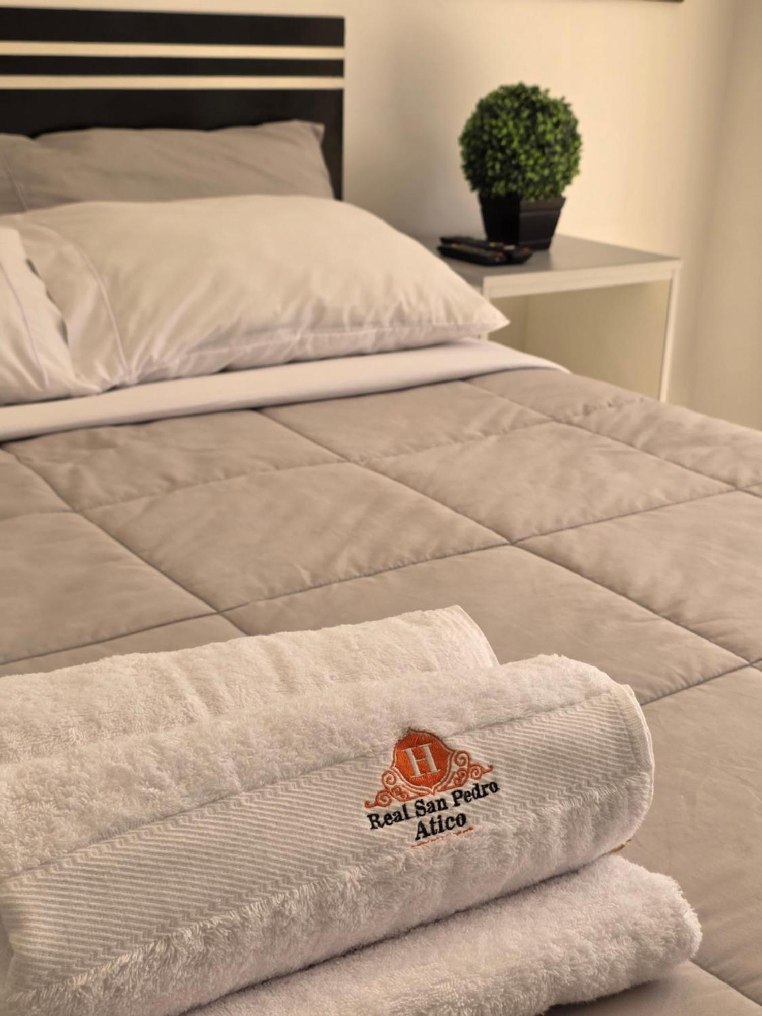 Hotel Real San Pedro Atico Екстериор снимка