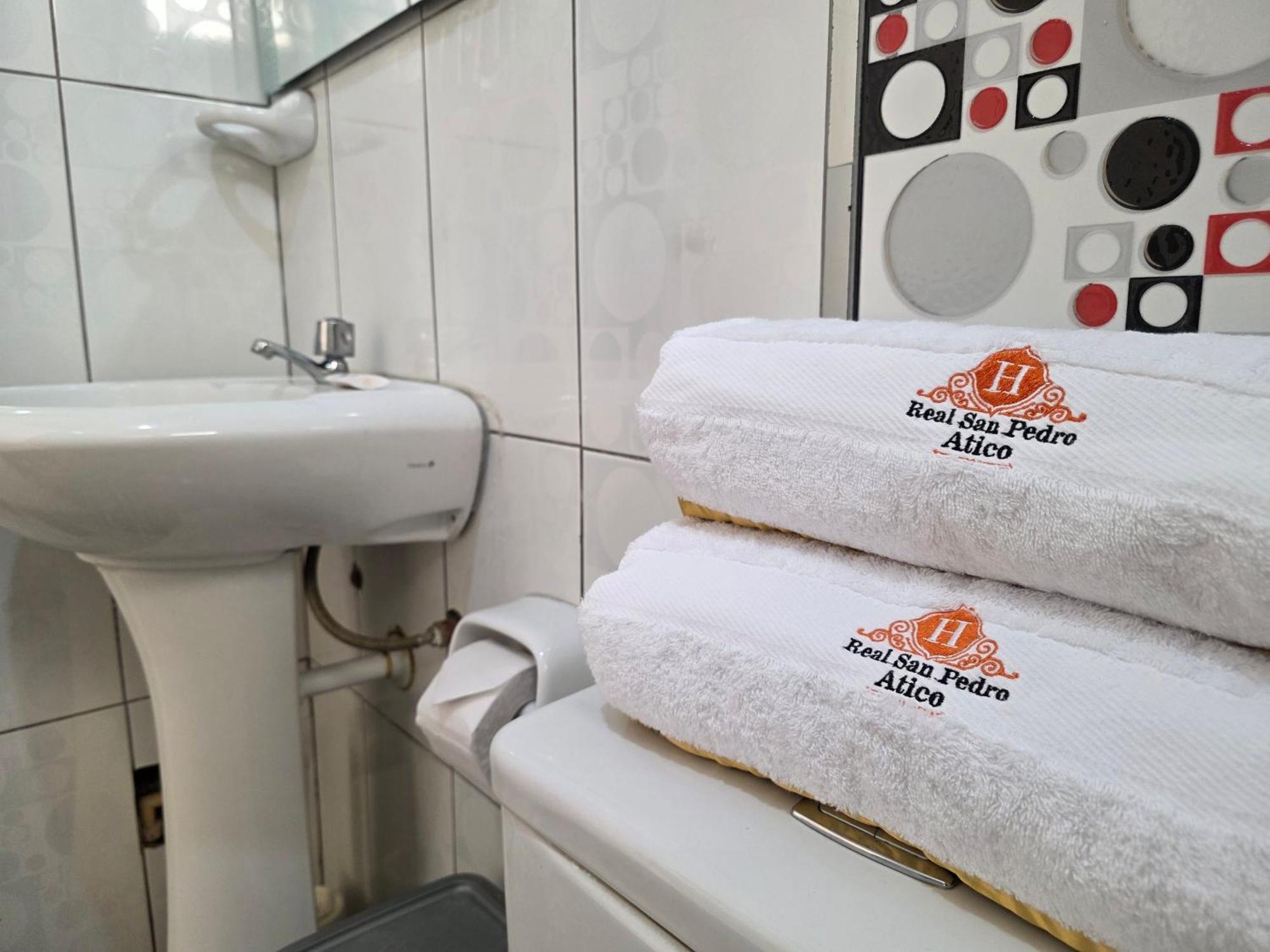 Hotel Real San Pedro Atico Екстериор снимка
